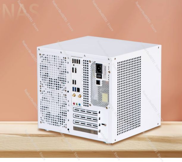 Obudowa NAS Sagittarius z 8 po – Atx Case recenzja i cena