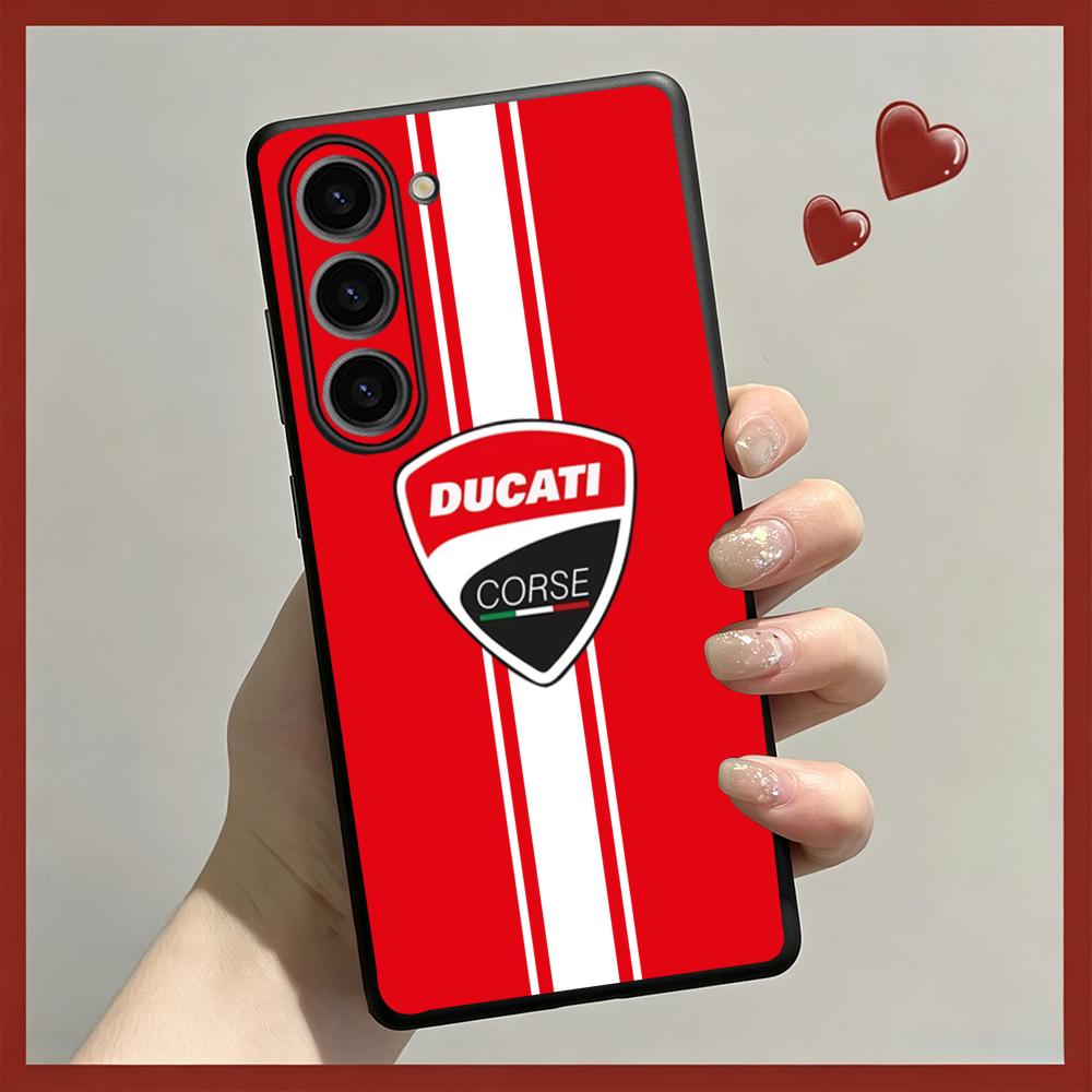 Stylowe etui na telefon D-Duca – Computer Case recenzja i cena
