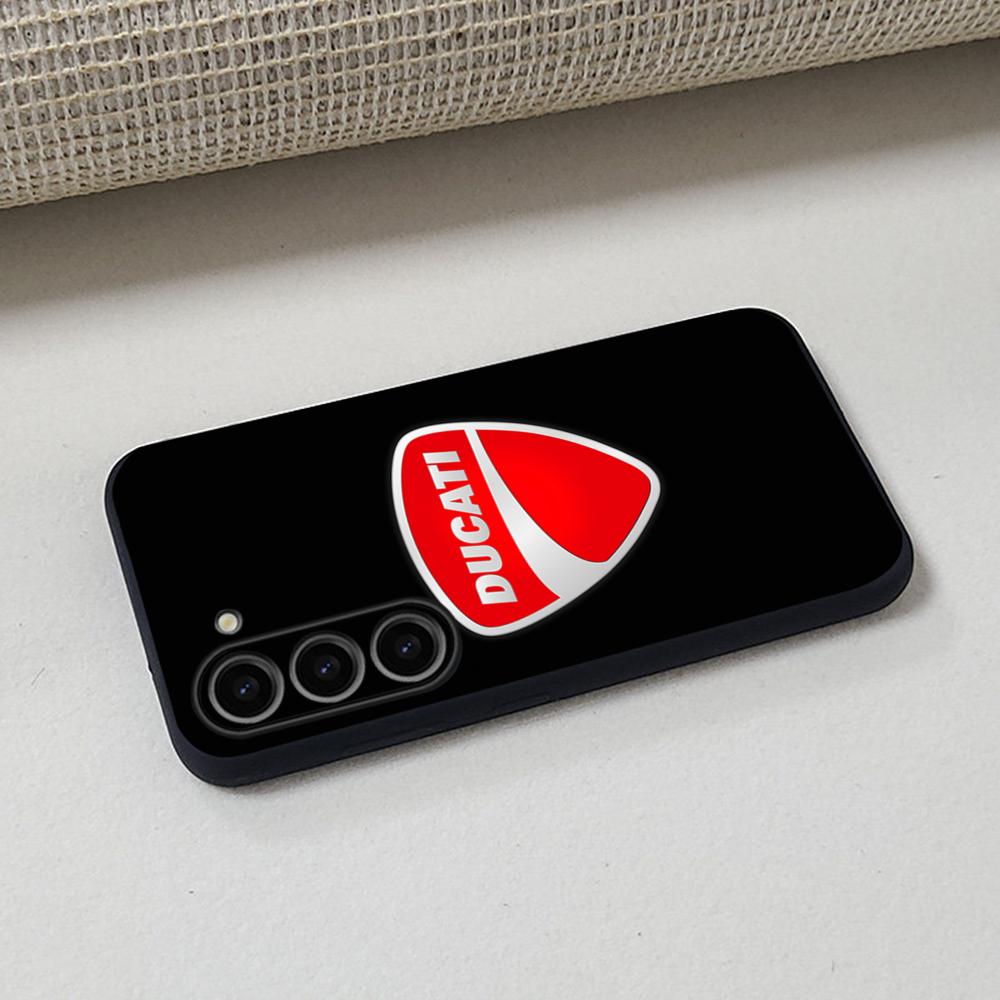 Stylowe etui na telefon D-Duca – Computer Case recenzja i cena